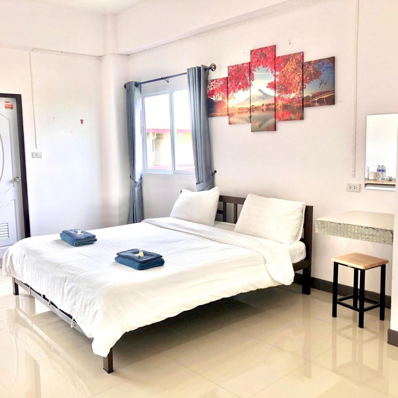 My Home Hotel - Phutthamonthon 4 Road, Near Mahidol University Salaya Ban Krathum Lom Exterior foto